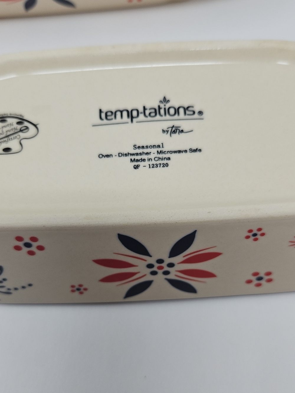 Temptations Ceramic Serving Dishes Fireworks Festive Patriotic- Set of 4 - Picture 3 of 7